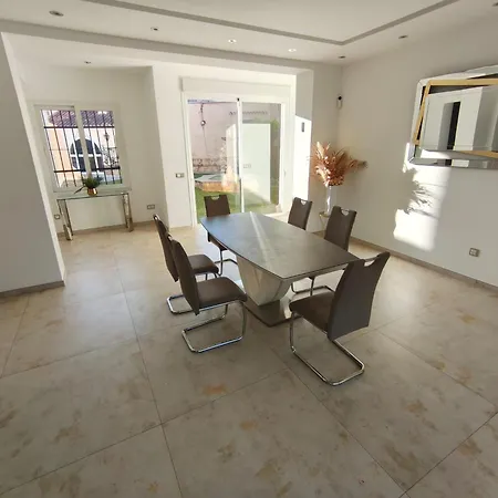 Casa Del Castillo Villa *